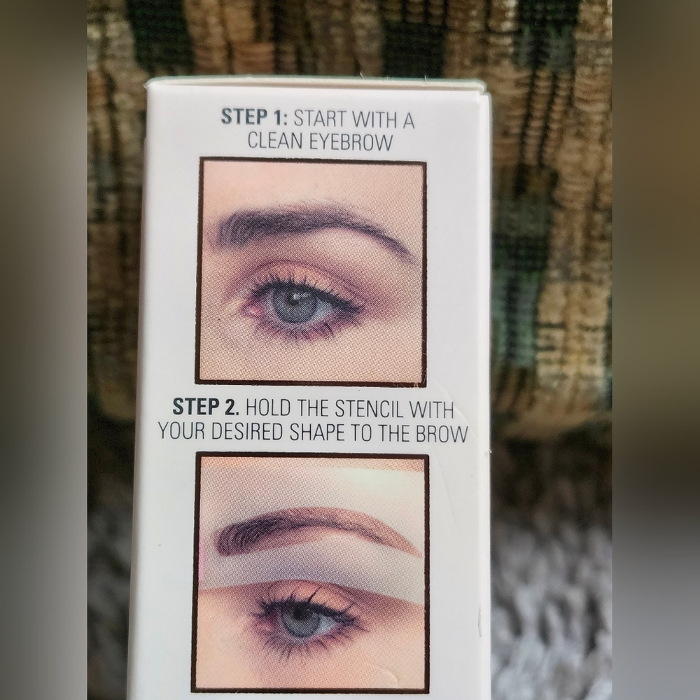 Revolution Brow Powder in Medium Brown - Picture 8 of 10